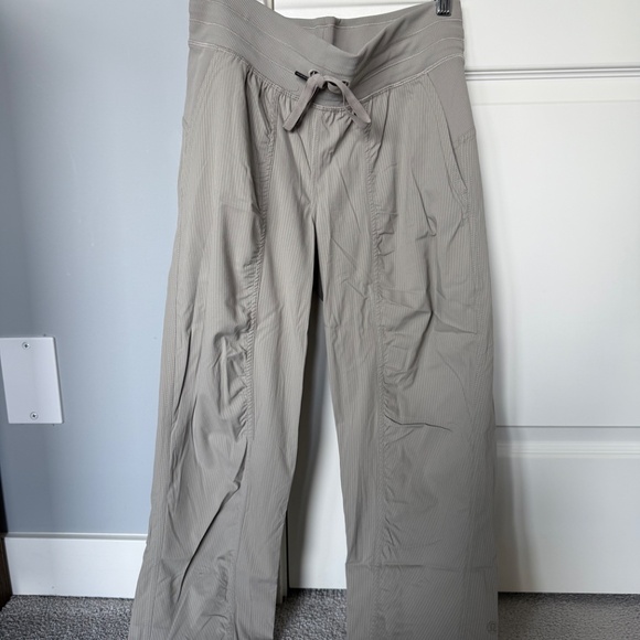 Lululemon Dance Studio Mid-Rise Jogger - Picture 2 of 5